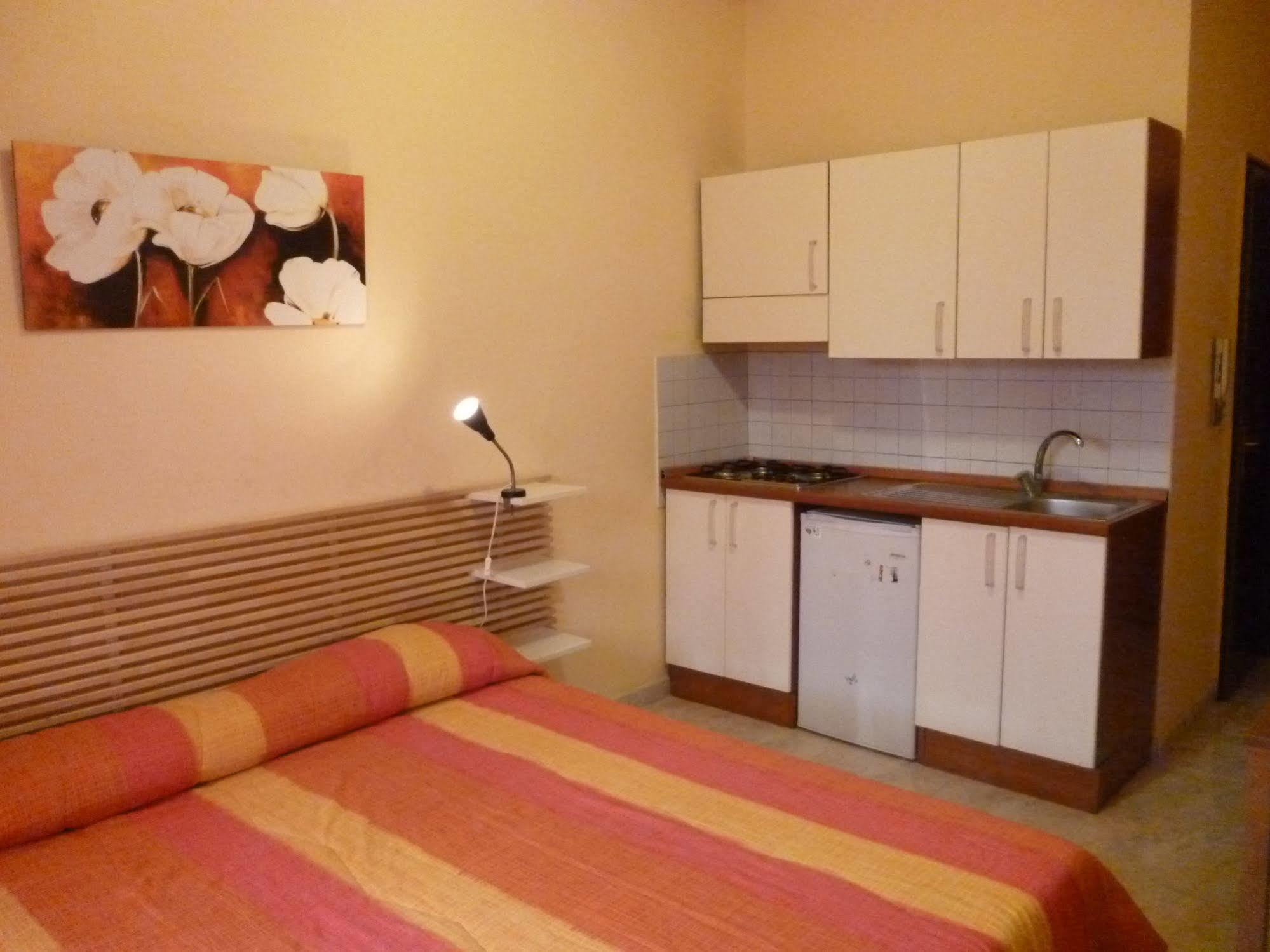Vesta-Apartments Катанія Екстер'єр фото